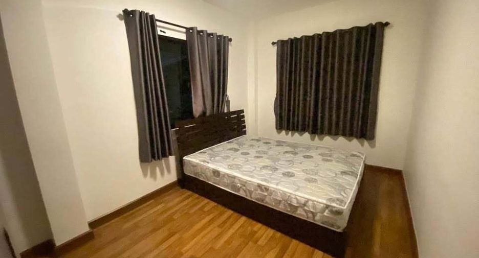 For rent 4 bedrooms house in Doi Saket, Chiang Mai