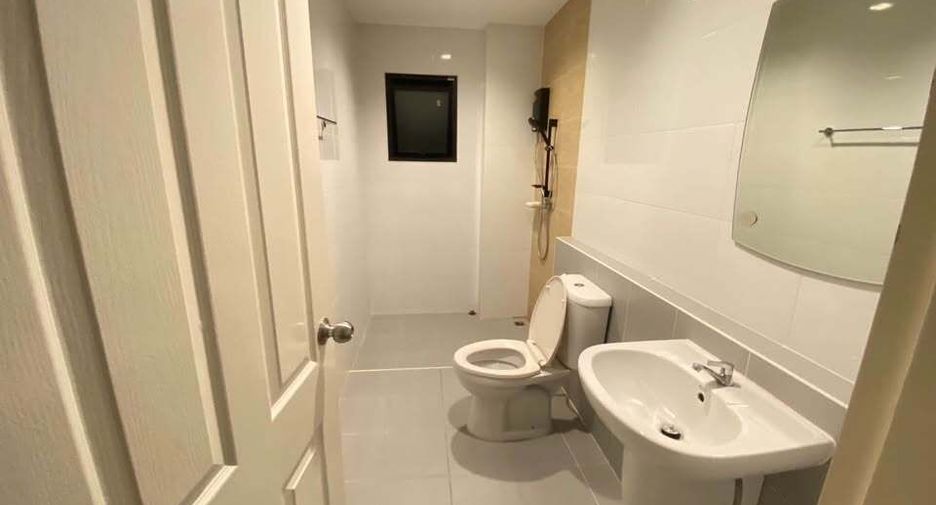 For rent 4 bedrooms house in Doi Saket, Chiang Mai