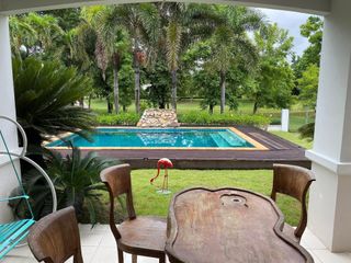 À louer 3 chambres villa à San Kamphaeng, Chiang Mai