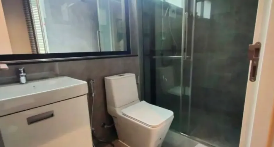 Haus zum Kauf mit 5 Zimmer in Lak Si, Bangkok
