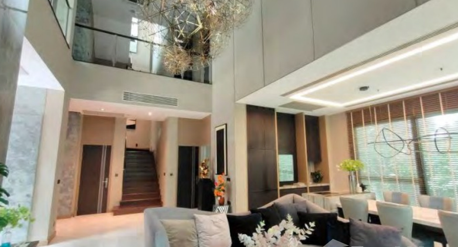 Casa en venta de 5 habitaciones en Lak Si, Bangkok