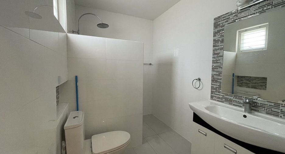 For rent 3 bedrooms villa in Cha Am, Phetchaburi