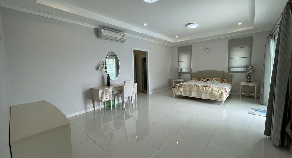 For rent 3 bedrooms villa in Cha Am, Phetchaburi