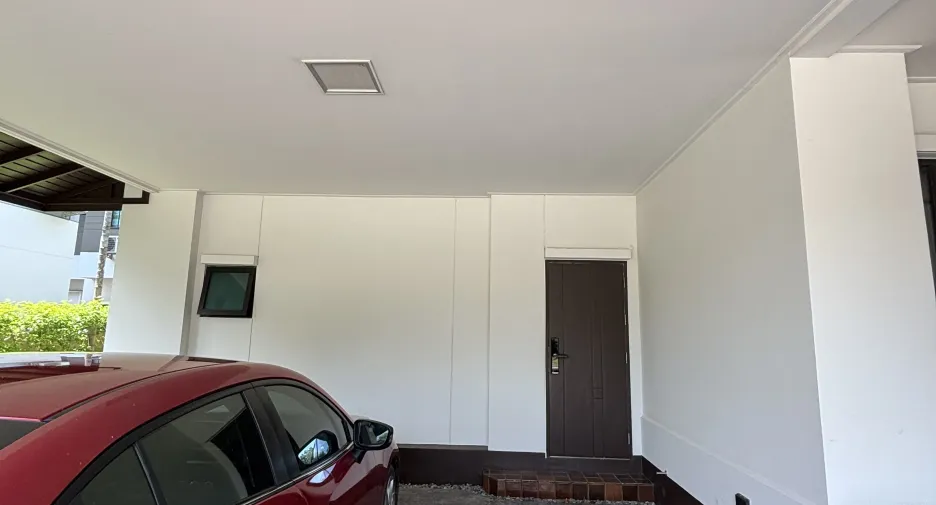 For sale and for rent 4 bedrooms house in San Sai, Chiang Mai