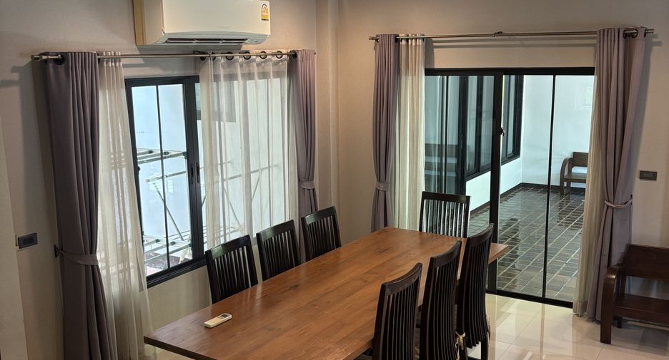 For sale and for rent 4 bedrooms house in San Sai, Chiang Mai