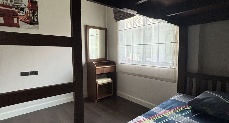 For sale and for rent 4 bedrooms house in San Sai, Chiang Mai