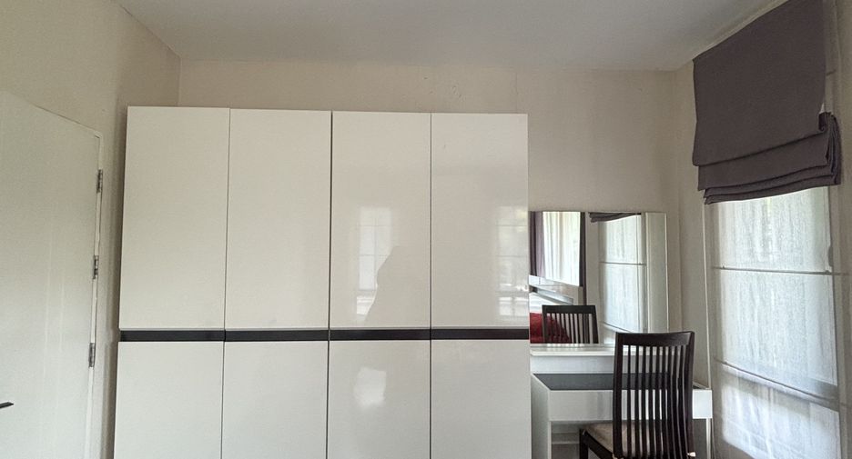 For sale and for rent 4 bedrooms house in San Sai, Chiang Mai