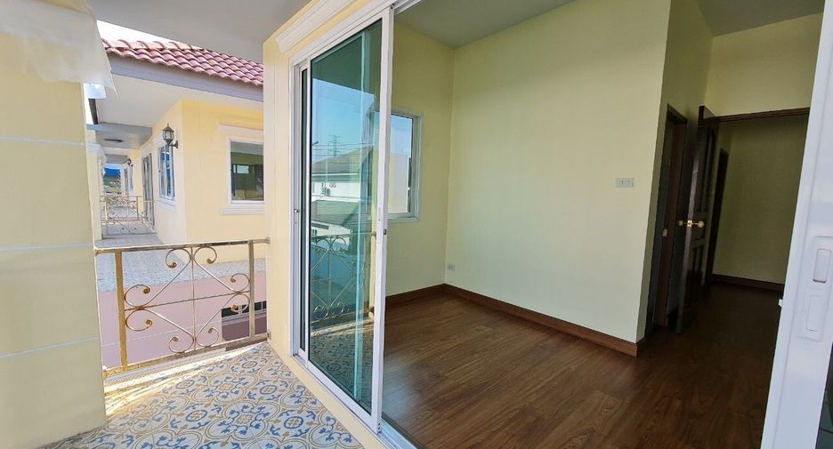 Casa en venta de 3 habitaciones en Saraphi, Chiang Mai