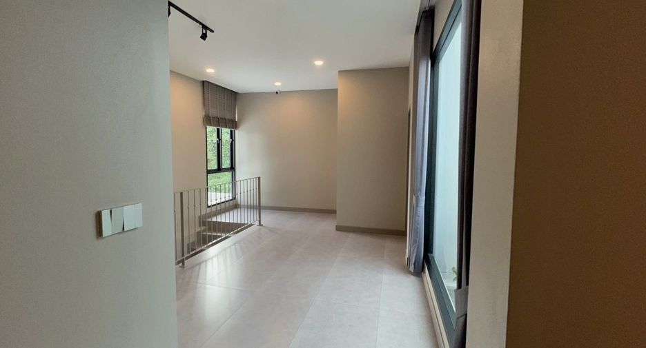 For sale 5 bedrooms house in Mueang Chiang Mai, Chiang Mai