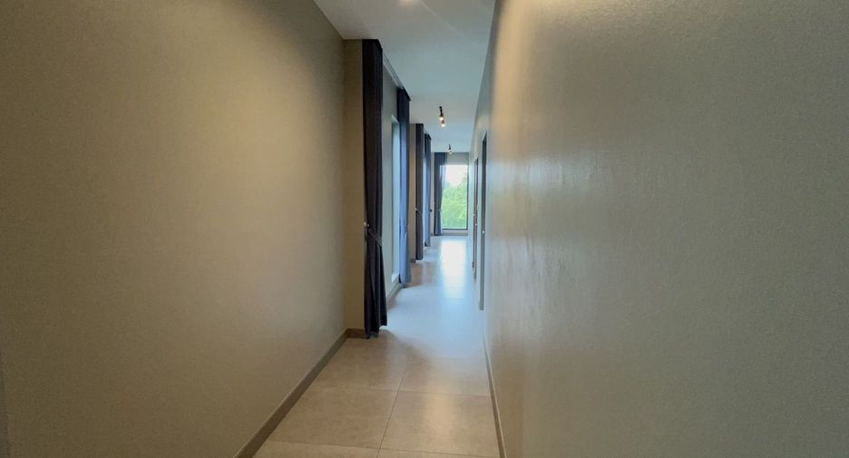 For sale 5 bedrooms house in Mueang Chiang Mai, Chiang Mai