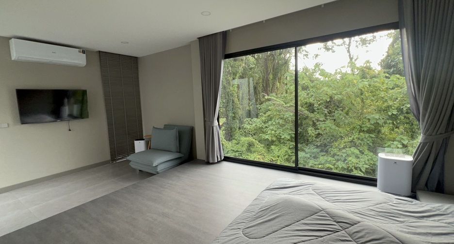 For sale 5 bedrooms house in Mueang Chiang Mai, Chiang Mai