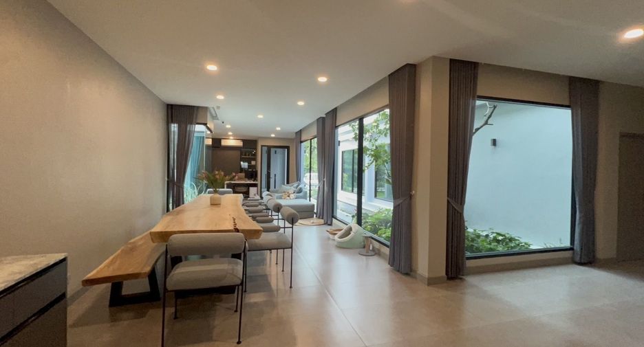 For sale 5 bedrooms house in Mueang Chiang Mai, Chiang Mai