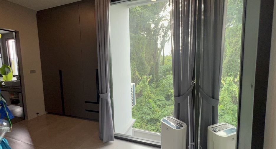 For sale 5 bedrooms house in Mueang Chiang Mai, Chiang Mai