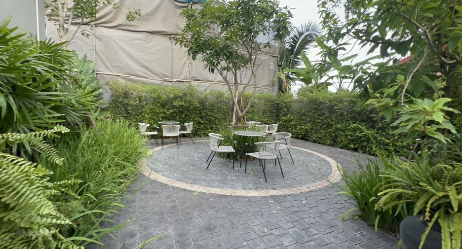 For sale 5 bedrooms house in Mueang Chiang Mai, Chiang Mai