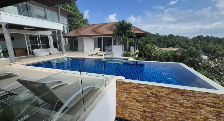 For sale 5 bedrooms villa in Ko Samui, Surat Thani