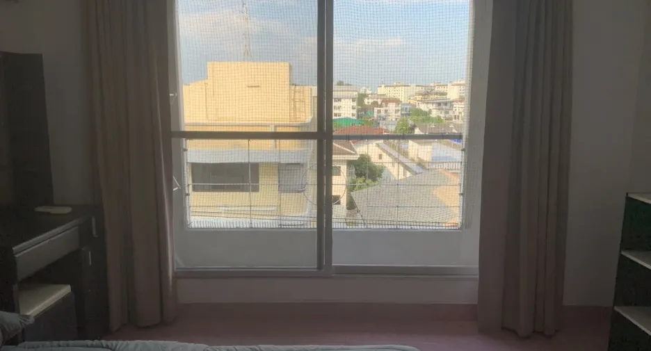 For rent 1 bed condo in Suan Luang, Bangkok