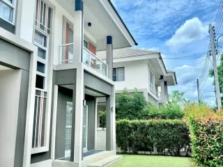 For sale 3 bedrooms house in San Kamphaeng, Chiang Mai