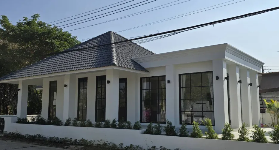 À vendre et à louer 3 chambres villa à Hang Dong, Chiang Mai