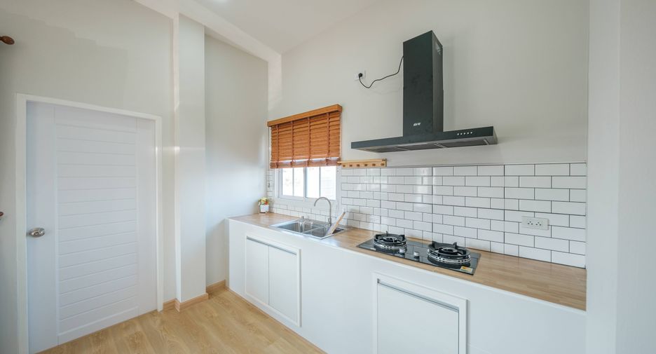 À vendre 3 chambres maison à San Kamphaeng, Chiang Mai