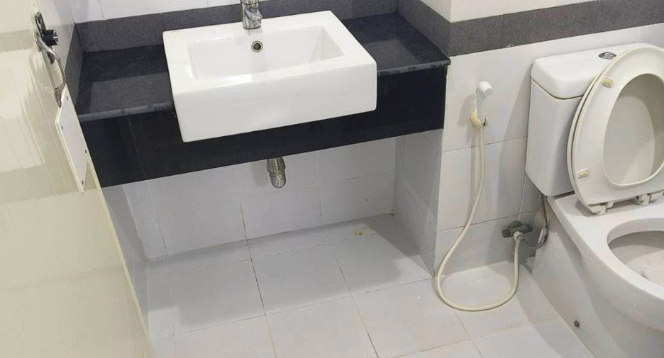 For rent 1 bed condo in Suan Luang, Bangkok