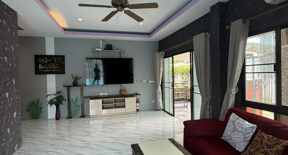 For sale 4 bedrooms villa in Ko Pha-ngan, Surat Thani
