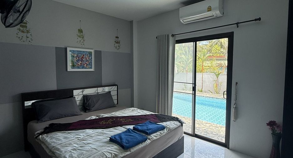 For sale 4 bedrooms villa in Ko Pha-ngan, Surat Thani