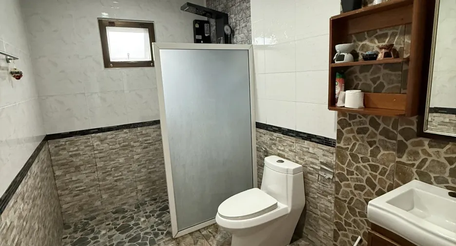 For sale 4 bedrooms villa in Ko Pha-ngan, Surat Thani