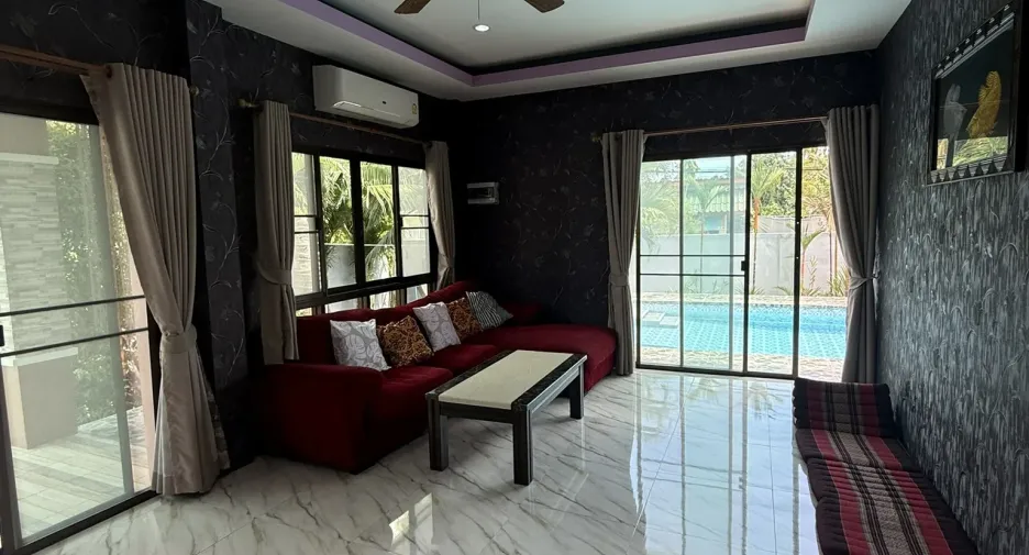 For sale 4 bedrooms villa in Ko Pha-ngan, Surat Thani