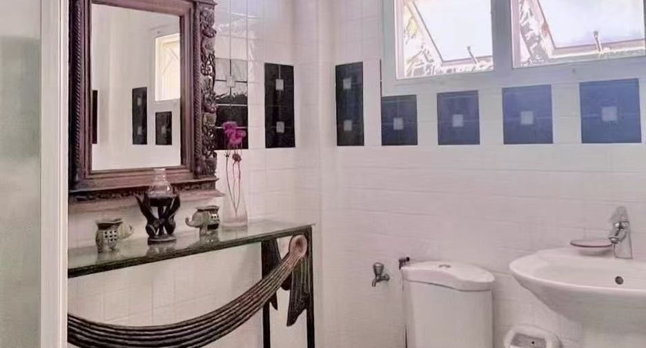 For sale 5 ベッドルーム house in Mueang Chiang Mai, Chiang Mai
