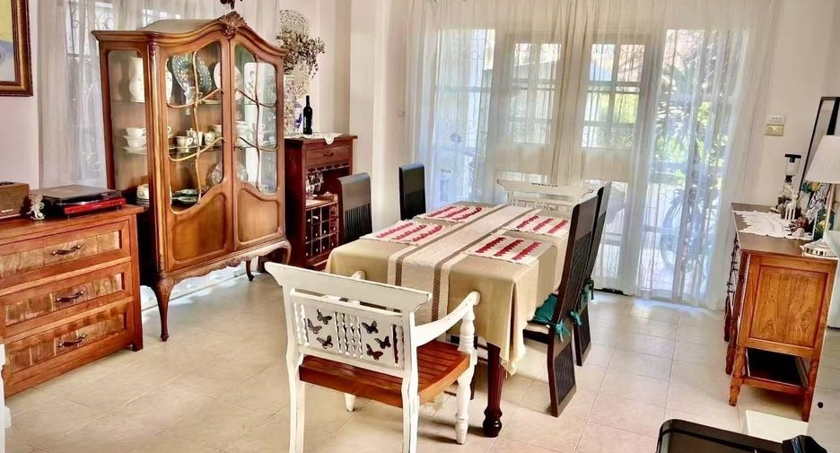 For sale 5 ベッドルーム house in Mueang Chiang Mai, Chiang Mai