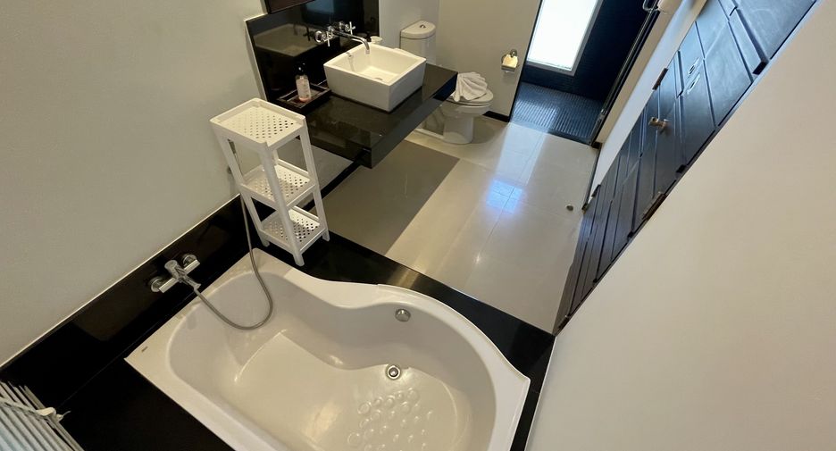 For rent 3 bedrooms villa in Thalang, Phuket