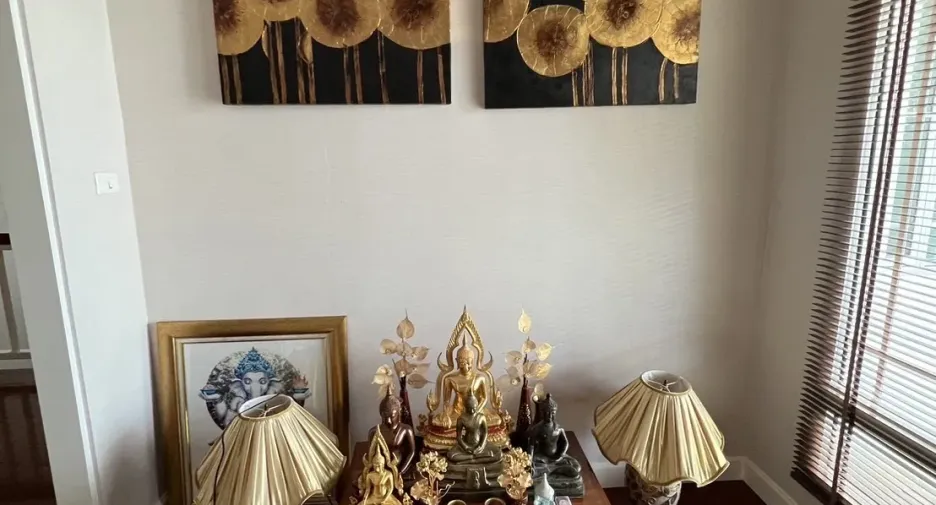 For sale 4 bedrooms house in Mueang Chiang Mai, Chiang Mai