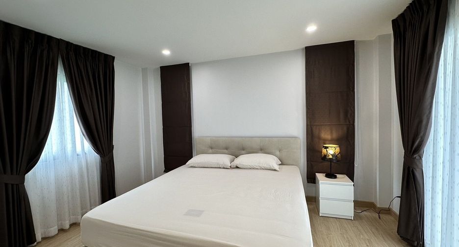 For rent 4 bedrooms villa in Hang Dong, Chiang Mai