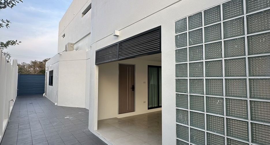 For rent 4 bedrooms villa in Hang Dong, Chiang Mai