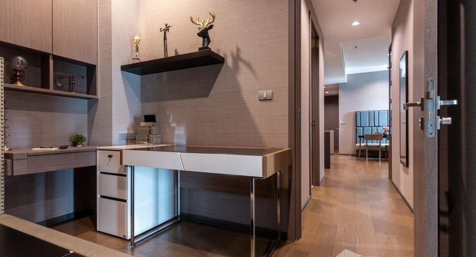For sale 2 bedrooms condo in Sathon, Bangkok