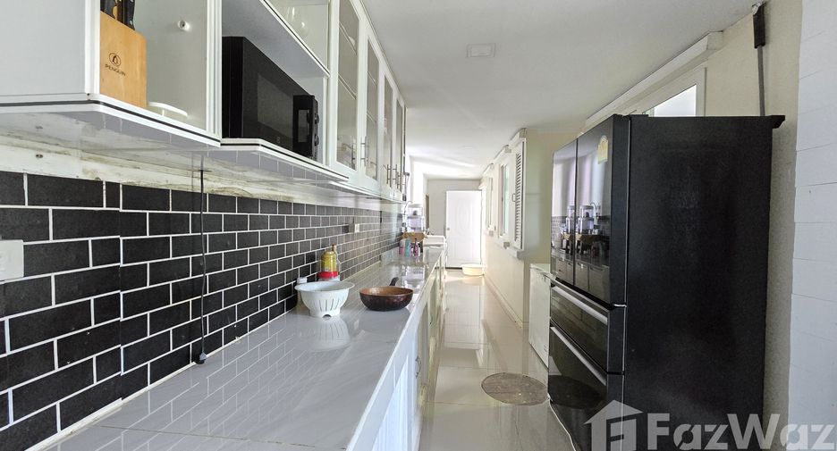 Haus zur Miete mit 3 Zimmer in San Sai, Chiang Mai
