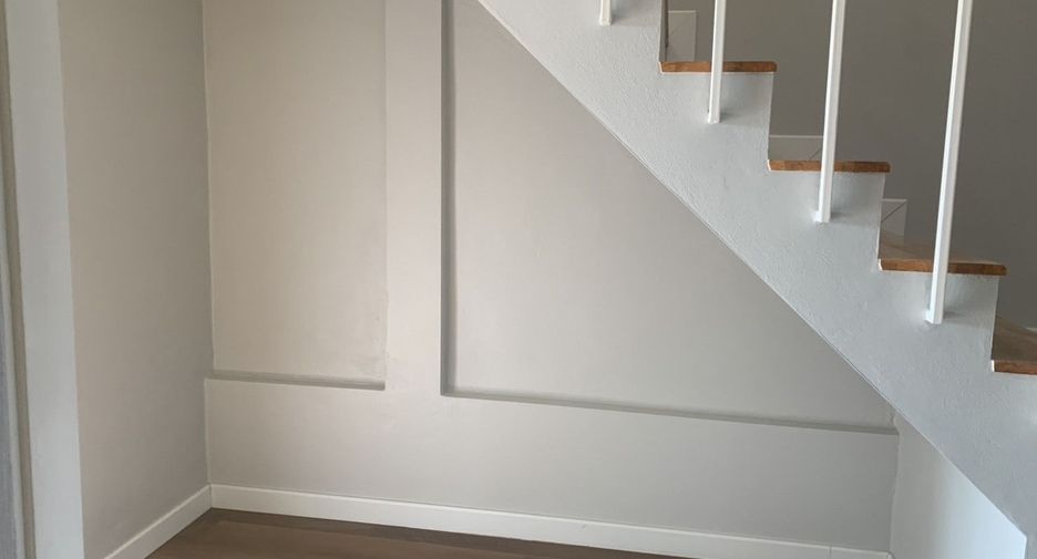 For sale 3 bedrooms townhouse in Hua Hin, Prachuap Khiri Khan