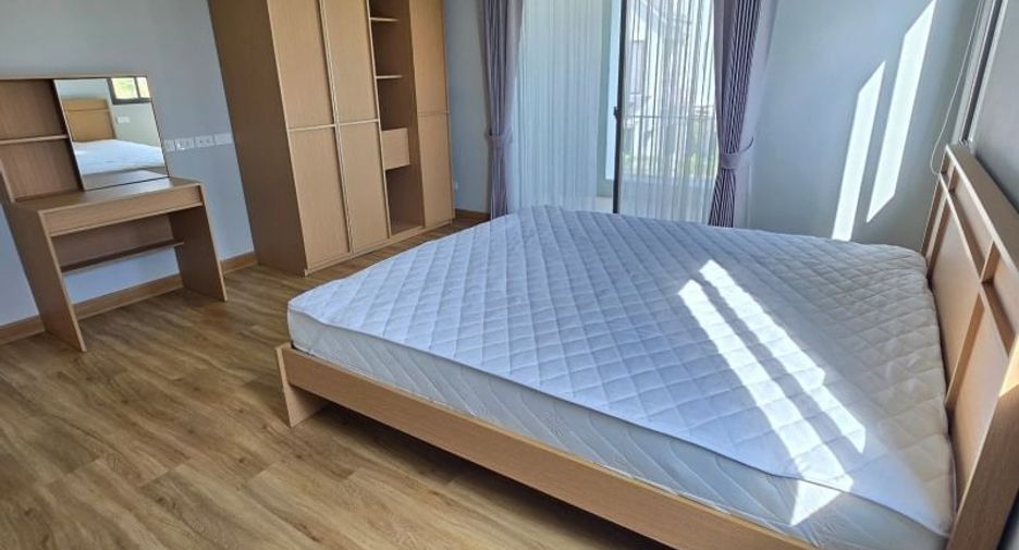 Аренда 4 спальни дом в Сан Патонг, Чианг Маи