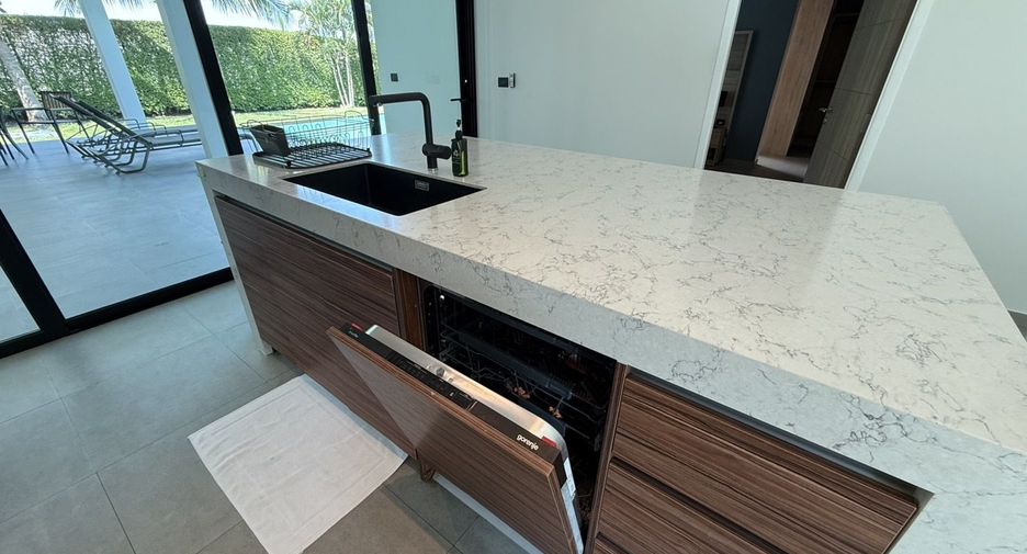 For rent 3 ベッドルーム villa in Hua Hin, Prachuap Khiri Khan