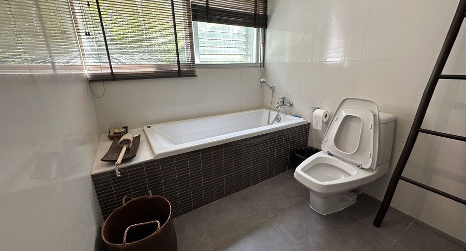 For sale 4 bedrooms condo in Hua Hin, Prachuap Khiri Khan