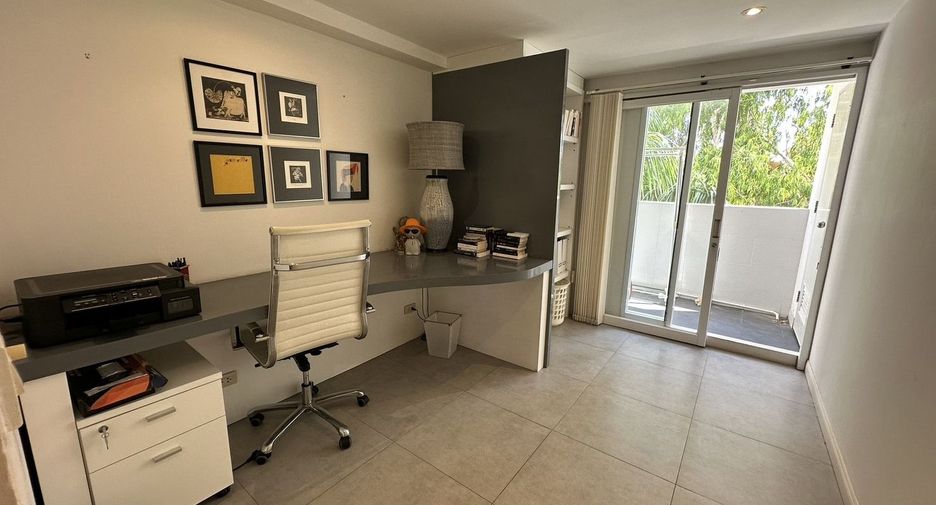 For sale 4 bedrooms condo in Hua Hin, Prachuap Khiri Khan
