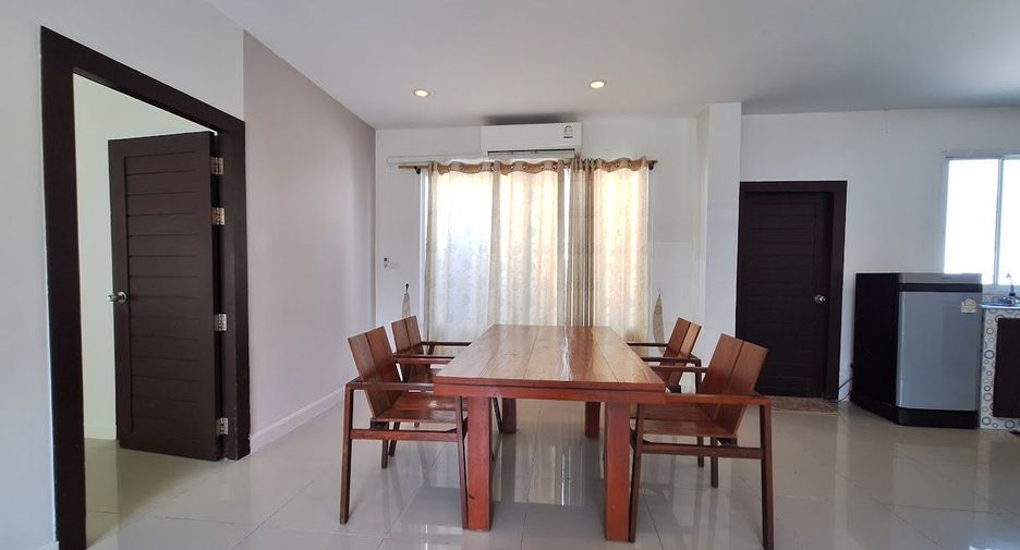 For rent 3 bedrooms villa in Hua Hin, Prachuap Khiri Khan