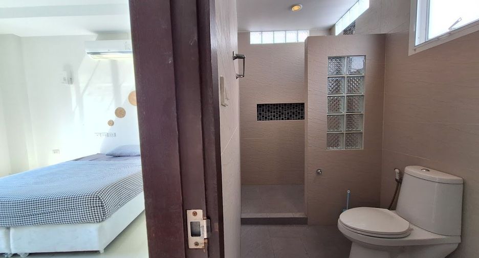 For rent 3 bedrooms villa in Hua Hin, Prachuap Khiri Khan