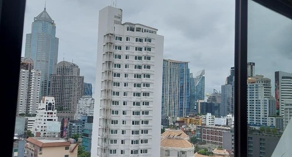 À vendre 2 chambres condo à Khlong Toei, Bangkok