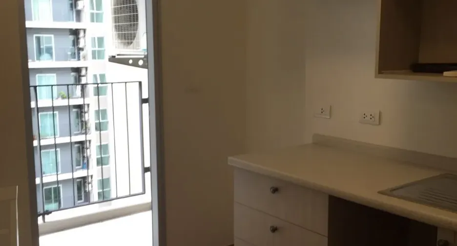 À vendre 1 chambre condo à Rat Burana, Bangkok