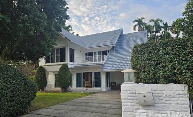 For sale 4 bedrooms house in Mueang Chiang Mai, Chiang Mai