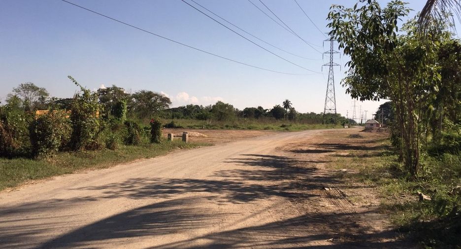 For sale land in San Pa Tong, Chiang Mai