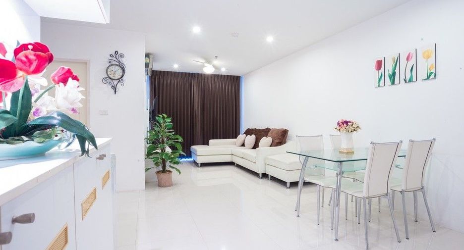 For sale 1 bed condo in Si Racha, Chonburi