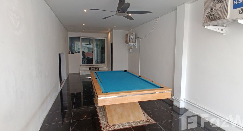 For sale 4 bedrooms house in Ko Samui, Surat Thani