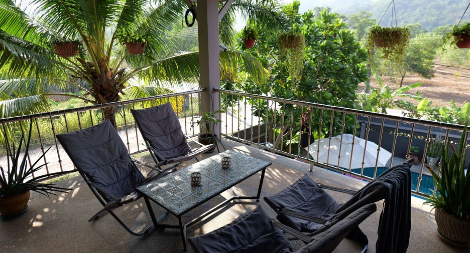 Casa en alquiler de 4 habitaciones en Kathu, Phuket
